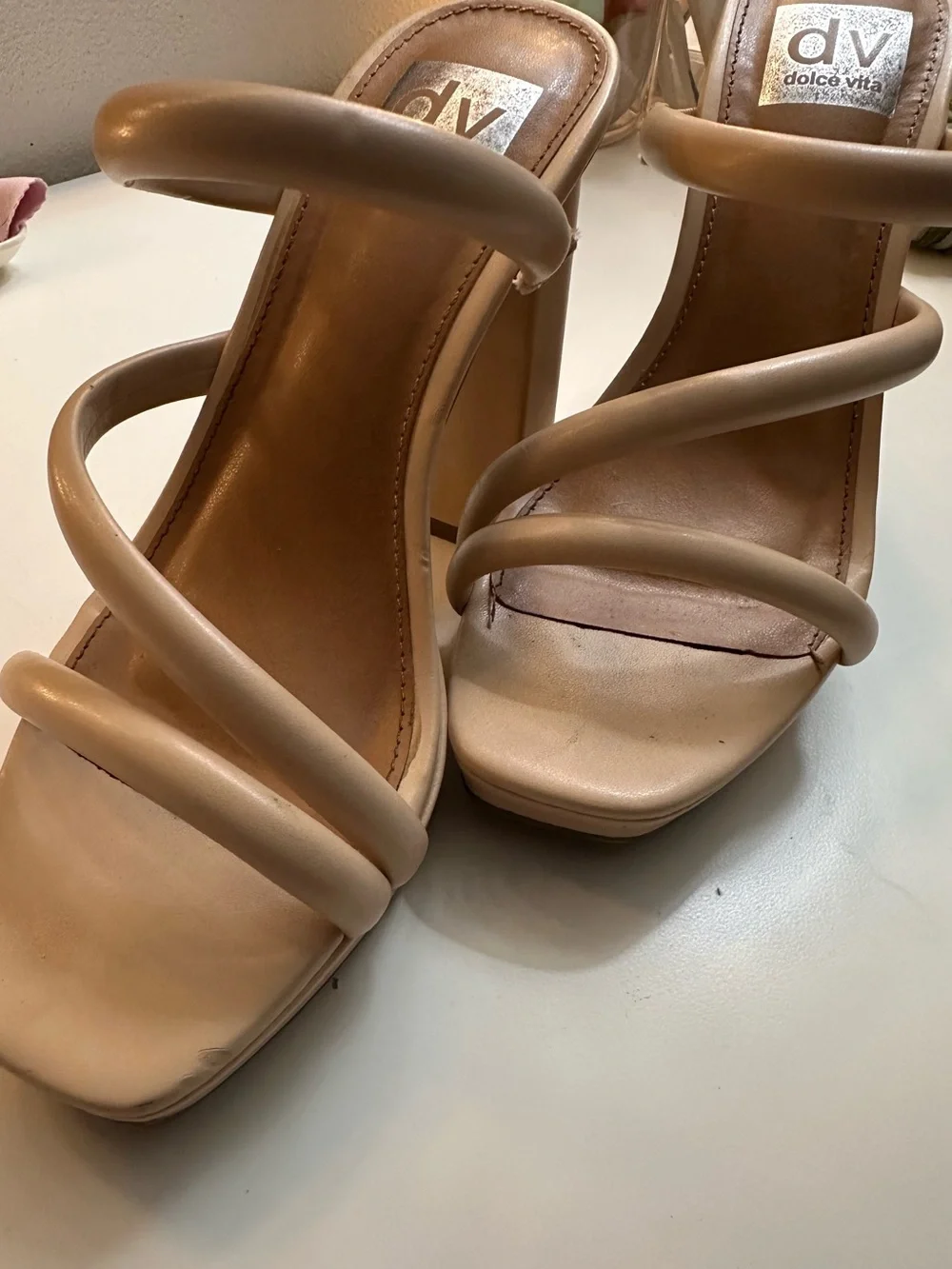 Dulce Vita Pyro in Nude